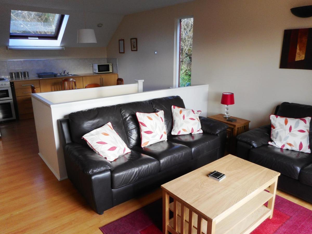 Oak Lodge Llanteg Екстер'єр фото